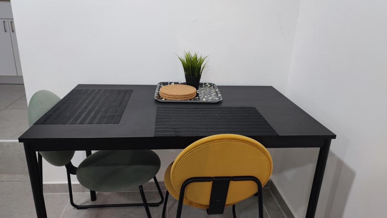 Studio Apartment 12 Minutes From Bahai'S Garden 海法 外观 照片